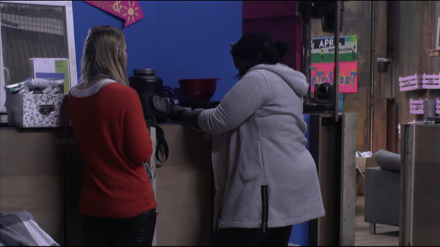 Naomi voelt zich schuldig