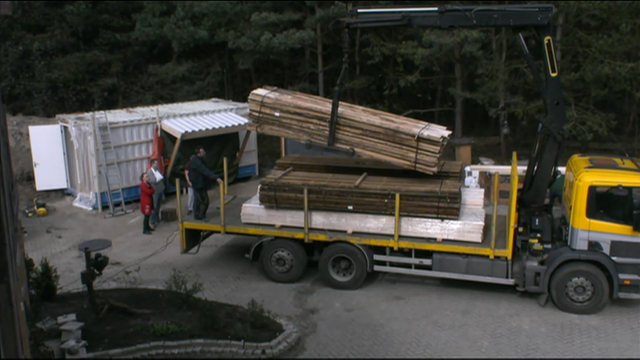 Hout wordt geleverd in Utopia