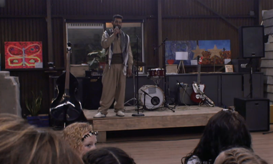 Ivan zingt een liedje