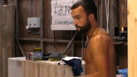 Mark is helemaal klaar met Bas