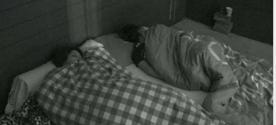 Bas en Ramona sliepen vannacht samen