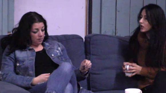 Madilia vindt het jammer dat Johan denkt dat ze tactisch gestemd zou hebben