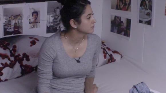 Madilia gaat vol op Johan stemmen en hoopt dat meerdere bewoners dat doen