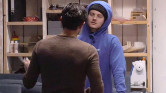 Maandag neemt Mehmet definitief de boekhouding over