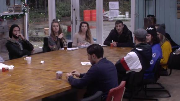 Het centraal van 8 december, wie gaat de financiën doen?