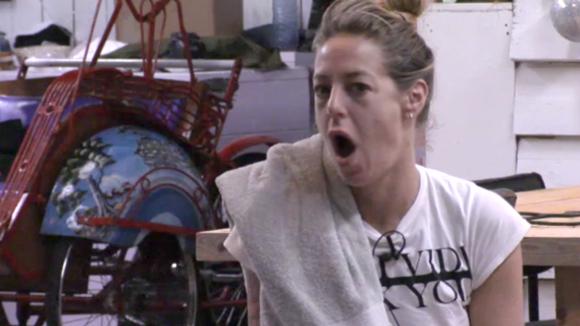 Johan heeft wederom stiekem iets besteld voor 250 euro