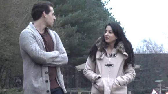 Bas heeft zijn emoties thuis gelaten en ziet Utopia als een spel