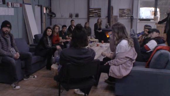 Linda mag meedoen aan het tv programma Stelletje Pottenbakkers