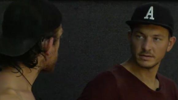 Adriaan en Mike vinden Christel negatief