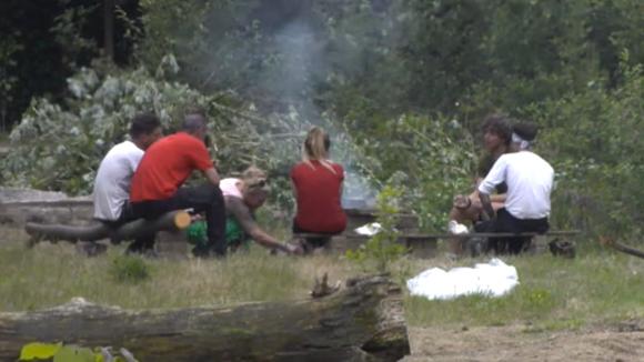 Adriaan wil een leider aanstellen in de groep