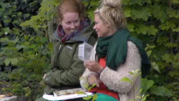 Christel wil een date regelen voor Jeffry en Sanne