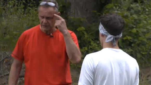 Het enthousiasme van Adriaan schrikt erg af bij John