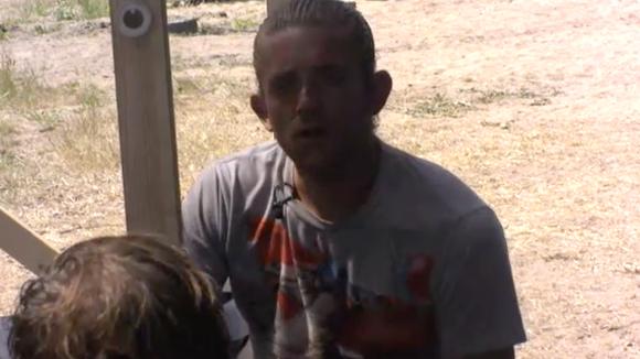 Adriaan wil vloggen om zo zijn veganistische levenswijze te laten zien