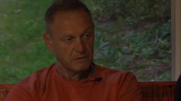 John stopt met hard werken, hij wil eerst goede voeding voor iedereen