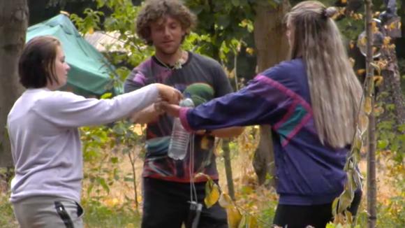 Ontstaat er een nieuwe samenwerking tussen Manon, Adriaan en Sanne?