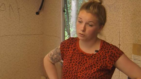 Timothy probeert het vertrouwen van Jessie te winnen omdat hij bij het financiële team gaat