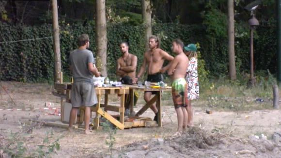 Gerrit doet een officiële opening van zijn camera