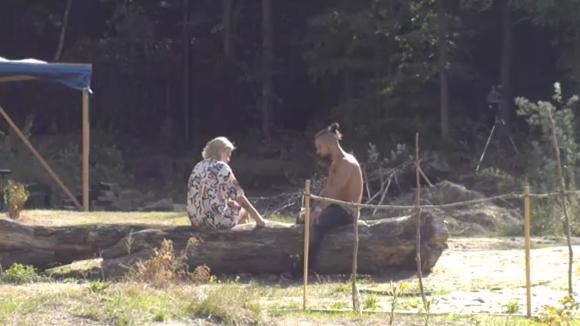 Sanne confronteert Joaquin met de leugen die haar gekwetst heeft