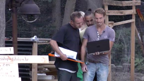 De bewoners uit Utopia 2 krijgen krijgen internetbankieren en een pinpas