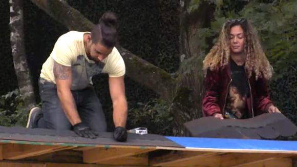 John noemt Shelley een gevaarlijk wijf