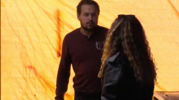 Gerrit vindt dat Shelley niet meer samen moet werken met Brenda