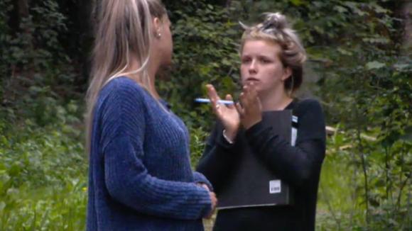 Jessie voelt zich niet goed bij het concept JMJ en wil ermee stoppen