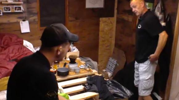 Manipuleren Joaquin en Mike de financiën?