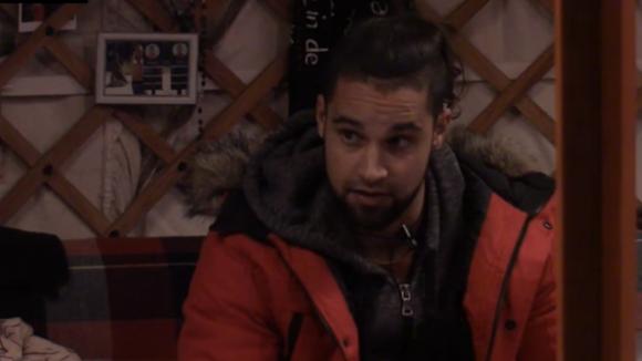 Joaquin verteld Gerrit over de zo genaamde trouwfoto met Shelley