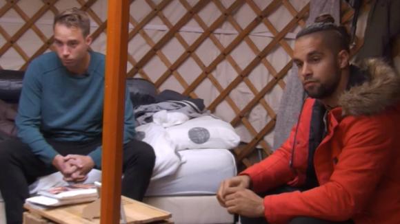 Joaquin, Timothy en Gerrit willen de Mongoolse tent beschikbaar stellen voor nieuweling Lotus