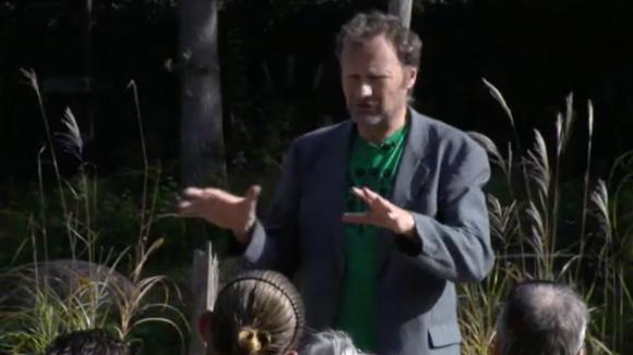 Milieuactivist Steven Vromman verzorgt de eerste Schooltopia lezing