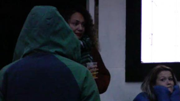 Shelley wil iets kwijt over het gedoe rondom de slaapplekken