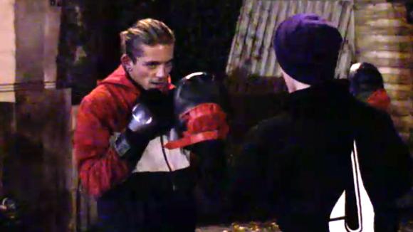 Brandon en Adriaan gaan er hard tegen aan