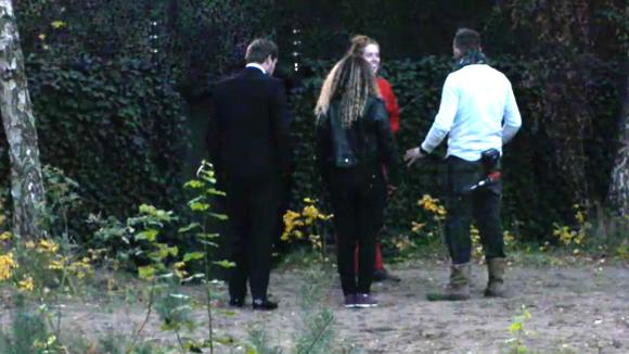 Mike wil de kist met geld dicht boren om onnodige uitgaven te voorkomen