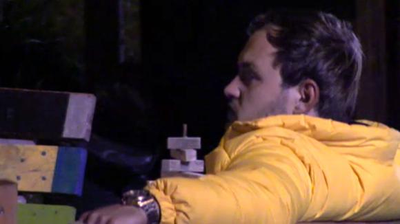 Gerrit vindt Shelley f*ckin koppig en Christel noemt haar naïef