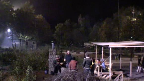 Shelley en Hiske bespreken de aankomende stemronde