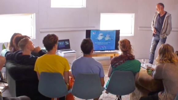 Adriaan heeft een lezing georganiseerd over de oceaan, klimaat en gezondheid